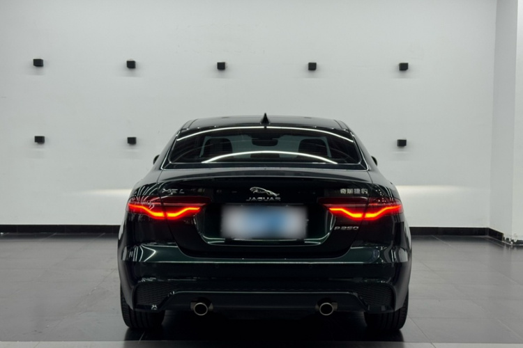 捷豹XEL 2024款 2.0T 250PS R-DYNAMIC S进取运动版车身外观6003