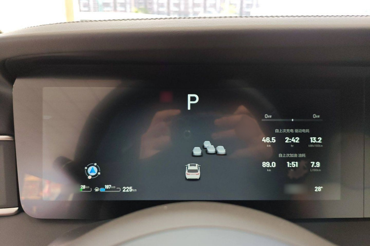 理想汽车 理想ONE 2021款 增程6座版局部细节14