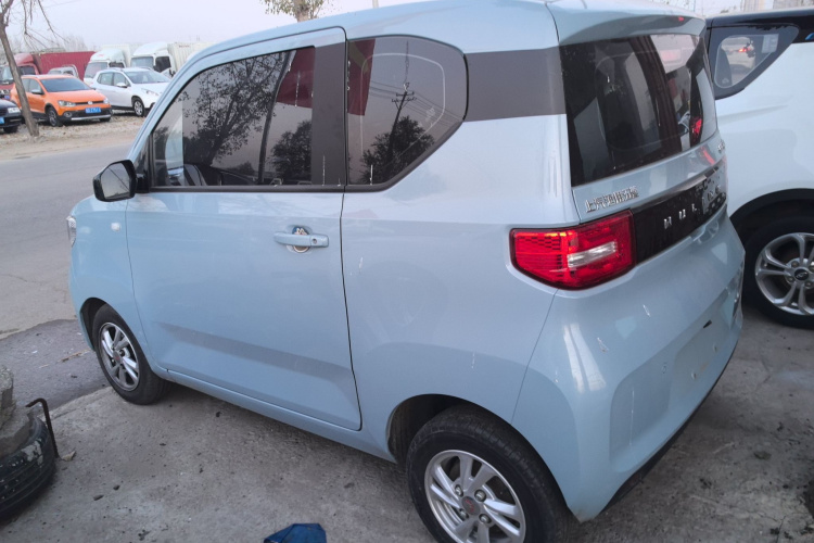 五菱汽车 宏光MINIEV 2020款 悦享款 磷酸铁锂车身外观4