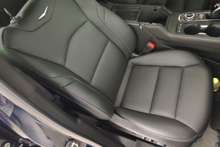 凯迪拉克XT4 2021款 28T 两驱领先型局部细节41