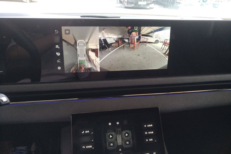 岚图汽车 岚图追光 2023款 四驱长续航版局部细节16