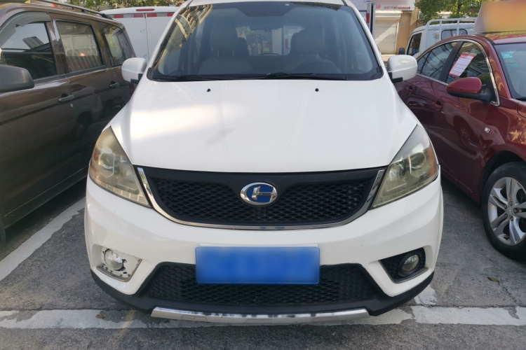 北汽昌河M50S 2015款 1.5L改款商务舱（板簧）DAM15DL车身外观2