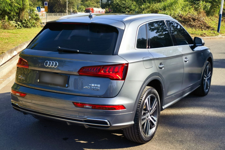 奥迪Q5L 2020款 改款 40 TFSI 荣享时尚型车身外观6004