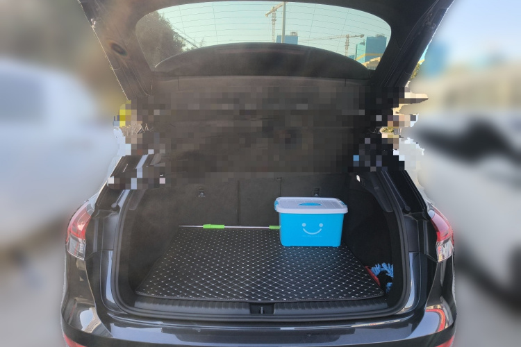 奥迪Q4 e-tron 2023款 40 e-tron 创境版中控内饰23