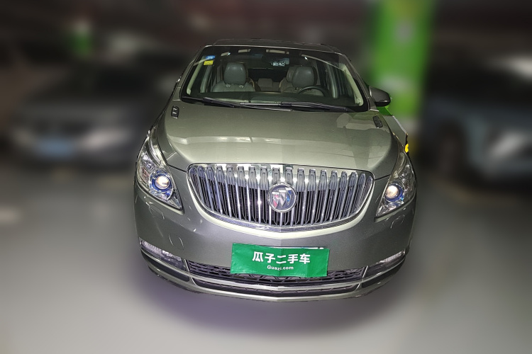 别克GL8 2013款 3.0L XT豪华商务旗舰版车身外观6001