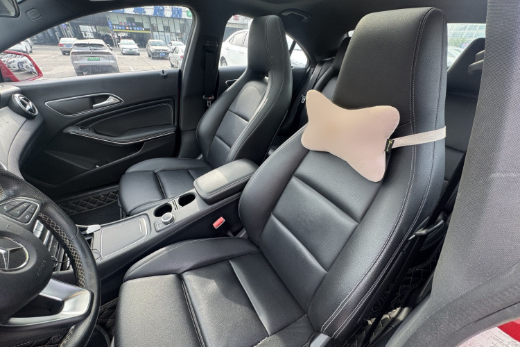 奔驰CLA 2017款 CLA 200 动感型中控内饰7005