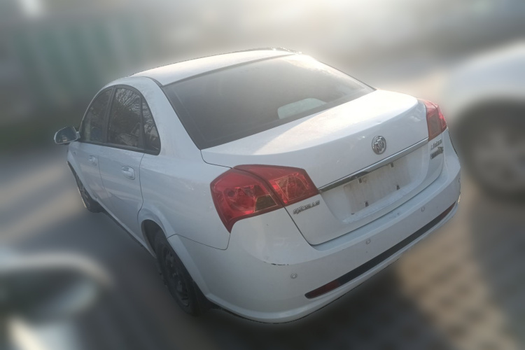 别克 凯越 2013款 1.5L 自动经典型车身外观5