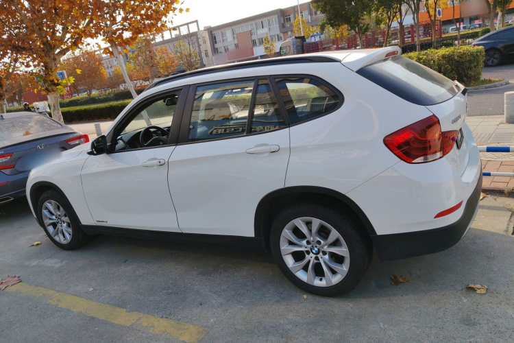 宝马X1 2013款 sDrive18i 时尚型车身外观4