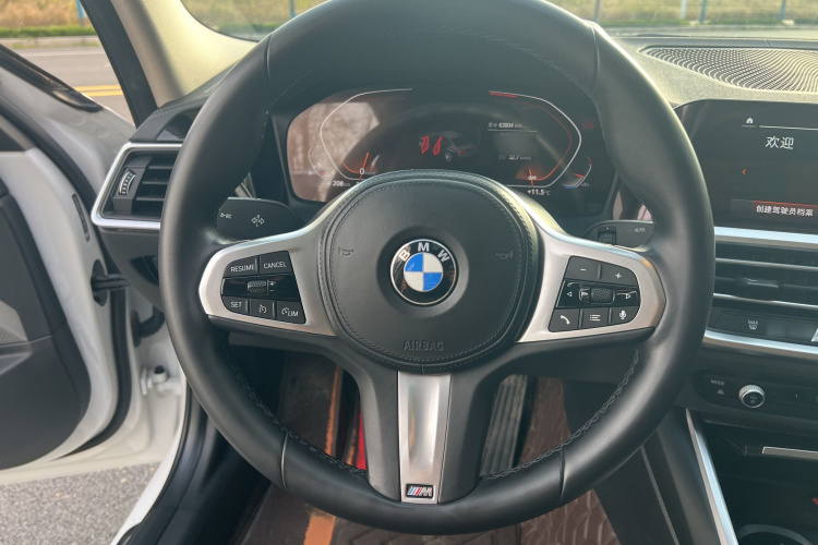 宝马3系 2021款 改款二 325Li M运动套装中控内饰7001