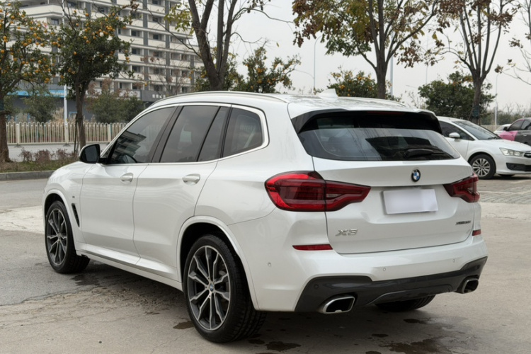 宝马X3 2020款  xDrive30i 领先型 M运动套装车身外观6001