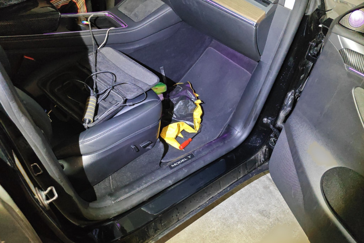 特斯拉 Model Y 2023款 后轮驱动版局部细节9005