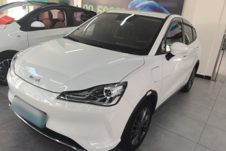 哪吒汽车 哪吒V 2022款 潮 400 Lite