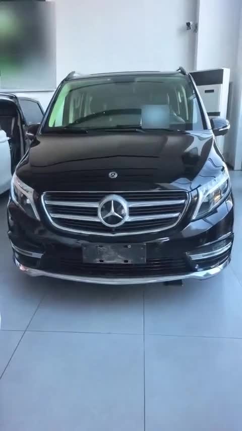 奔驰 威霆 2018款 2.0T 商务版 国VI讲解2