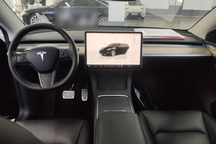 特斯拉 Model Y 2022款 改款 后轮驱动版中控内饰12