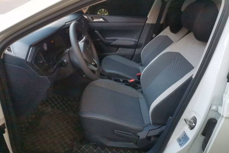 大众 朗逸 2025款 新锐 1.5L 出众新逸版局部细节19