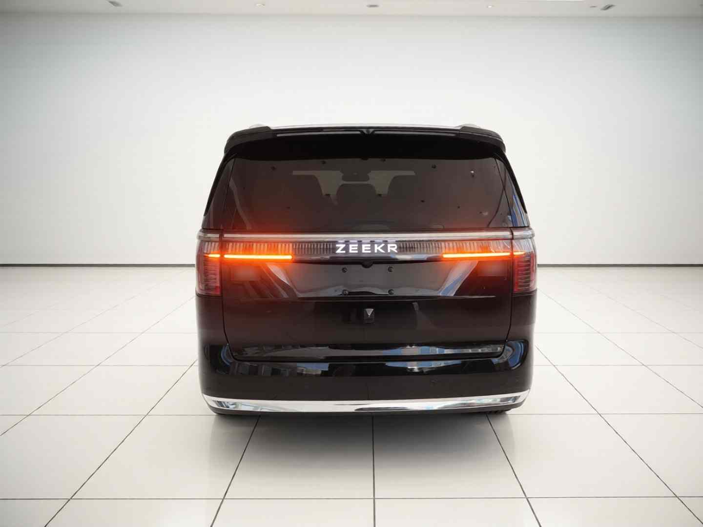 极氪009 2024款 七座过道版四驱 108kWh(4)
