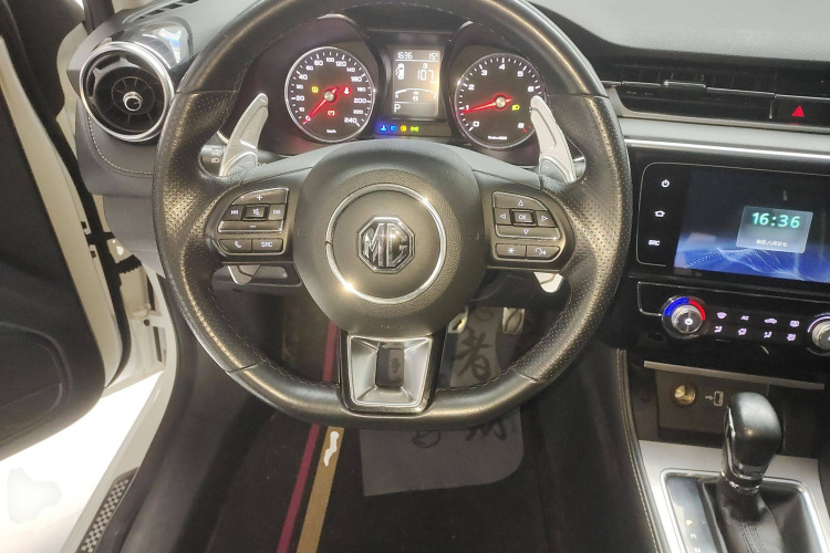 名爵 MG6 2019款 20T 自动运动版中控内饰13