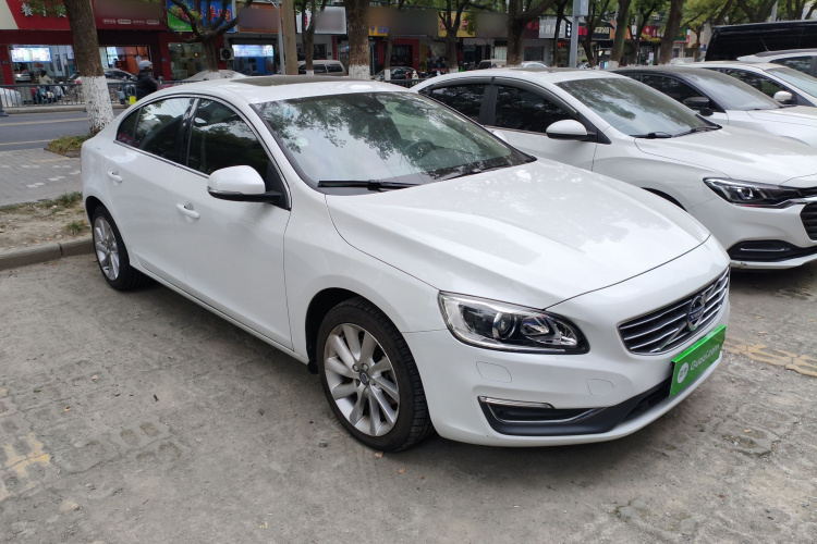 沃尔沃S60 2017款 S60L T4 智远版车身外观6002