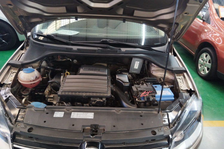 大众 捷达 2013款 1.6L 自动舒适型局部细节24