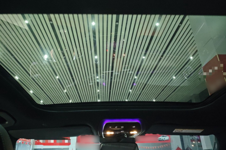 奔驰C级 2022款 C 260 L中控内饰22