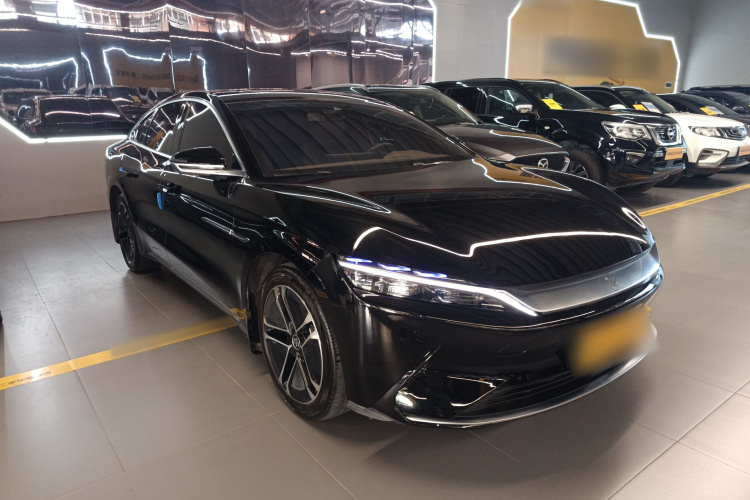 比亚迪 汉 2020款 EV 超长续航版尊贵型车身外观3