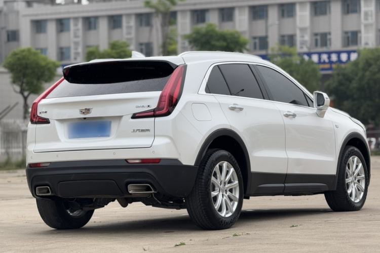 凯迪拉克XT4 2021款 28T 两驱技术型车身外观6007
