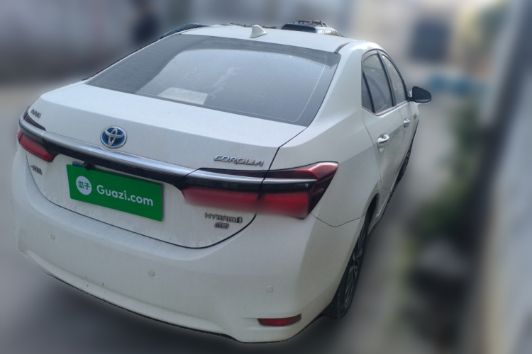 丰田 卡罗拉 2016款 双擎 1.8L E-CVT精英版车身外观7