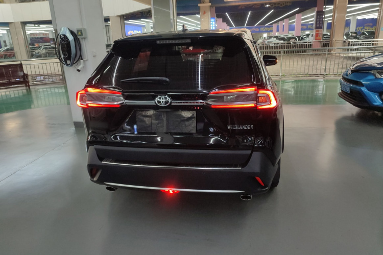 丰田 威兰达 2022款 2.0L CVT两驱豪华版车身外观6