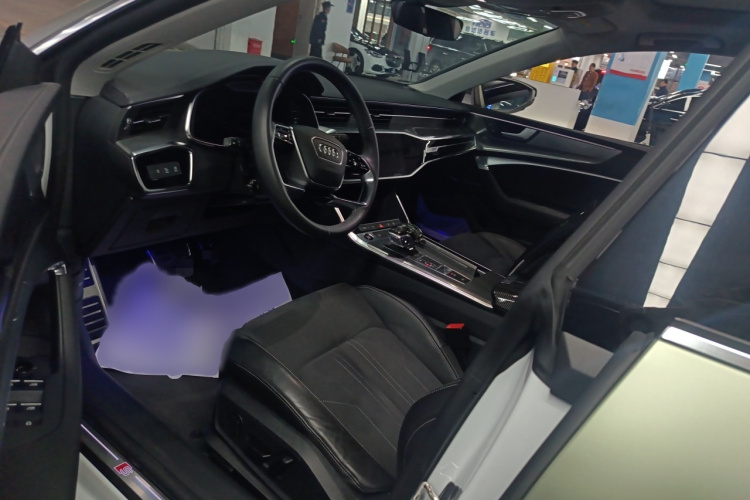 奥迪A7L 2022款 45 TFSI S-line 筑梦青春版局部细节19