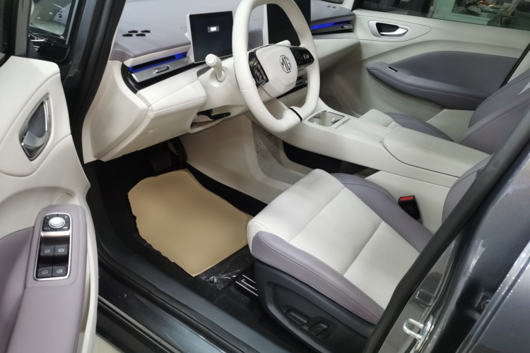 名爵 MG4 EV 2026款 437 自由版中控内饰19