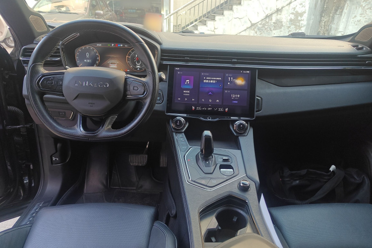 领克01 2021款 2.0TD 四驱暗夜版中控内饰7002