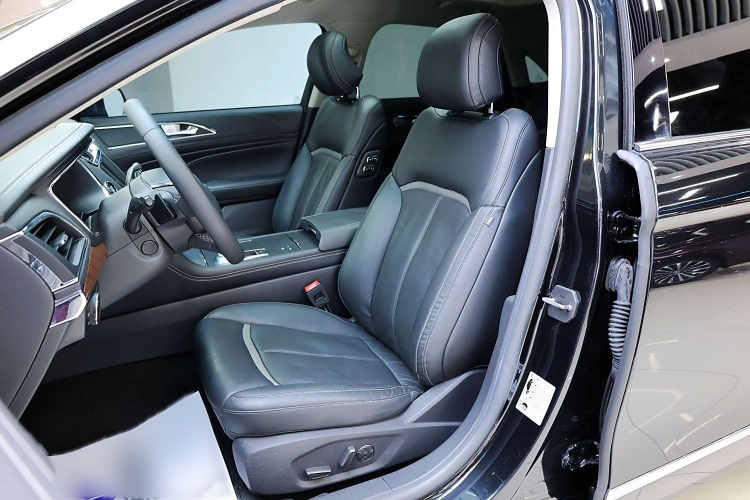 福特 金牛座 2015款 EcoBoost 325 V6旗舰型局部细节19