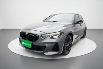 宝马1系 2022款 125i M运动曜夜版