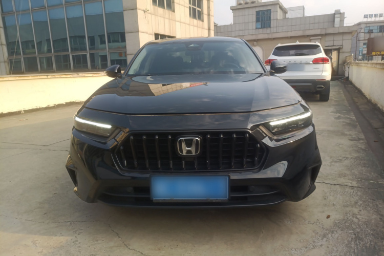 本田 英仕派 2023款 260TURBO 精致版车身外观2