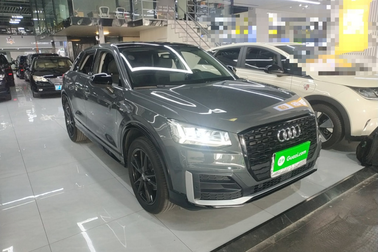 奥迪Q2L 2021款 35 TFSI 进取动感型车身外观3