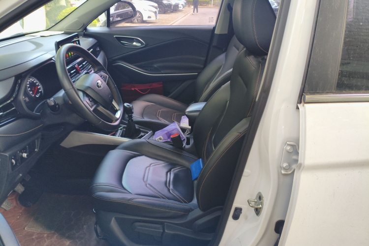 江汽集团 瑞风S4 2019款 1.6L 手动超越型局部细节19