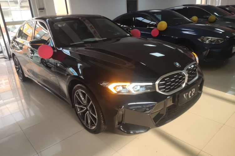 宝马3系 2023款 325Li M运动套装车身外观3