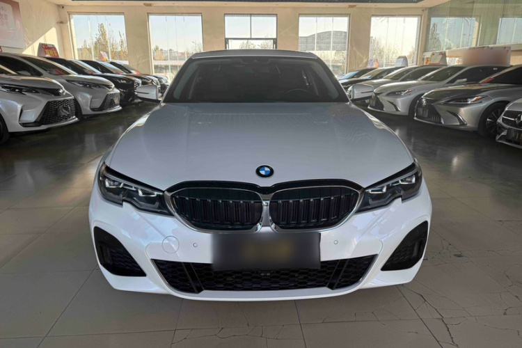 宝马3系 2021款 325Li M运动套装车身外观6001