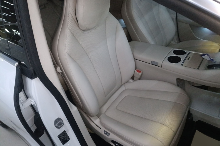 鸿蒙智行 智界R7 2024款 纯电 802km Max局部细节41