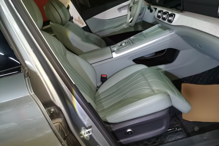 奇瑞 风云T10 2024款 210 奢享版局部细节41