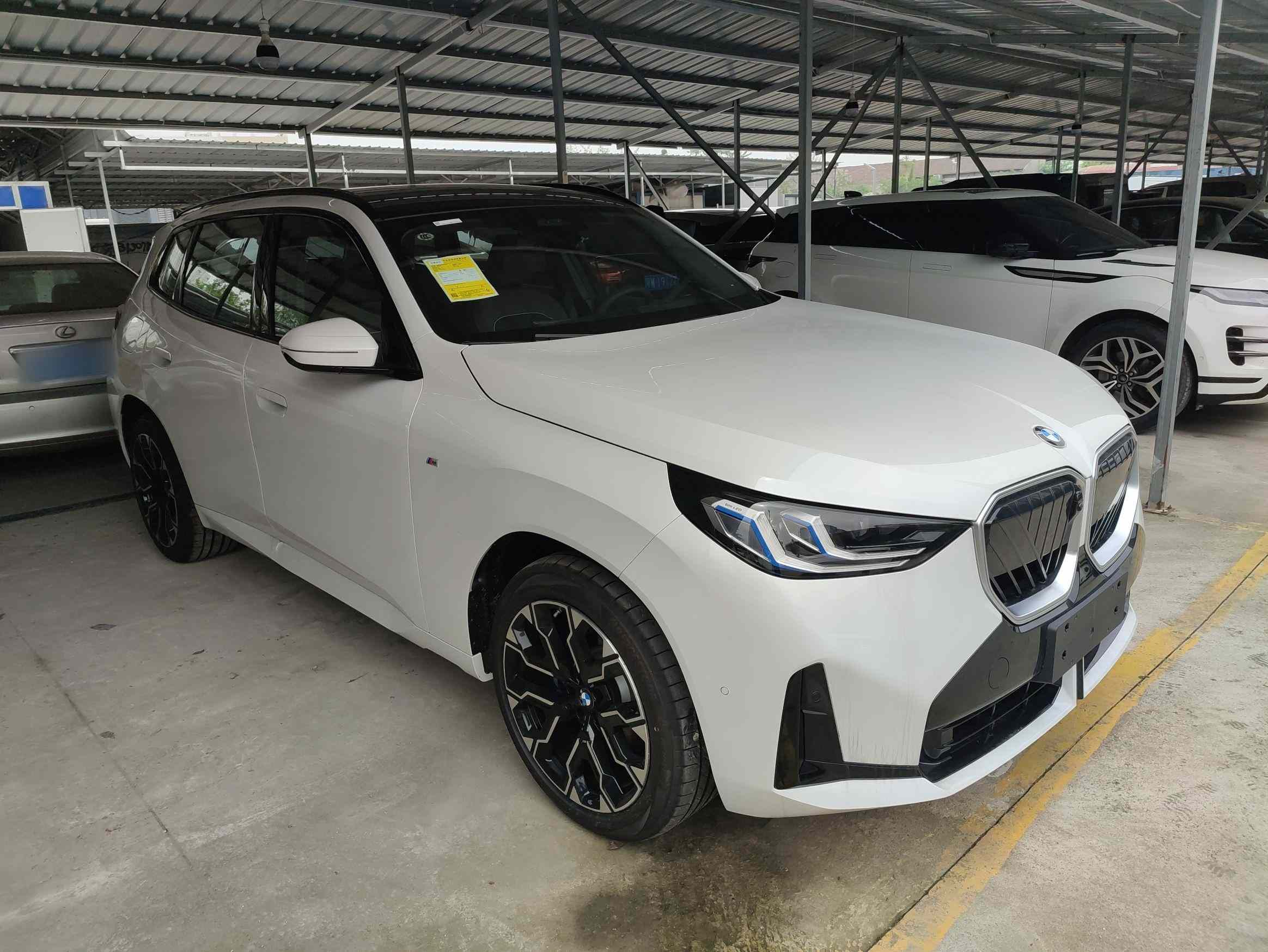 宝马X3 2025款 xDrive30L 尊享型 M运动曜夜套装(5)