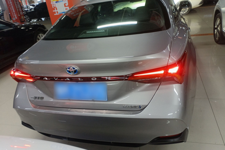 丰田 亚洲龙 2023款 双擎 2.5L 豪华版车身外观6004