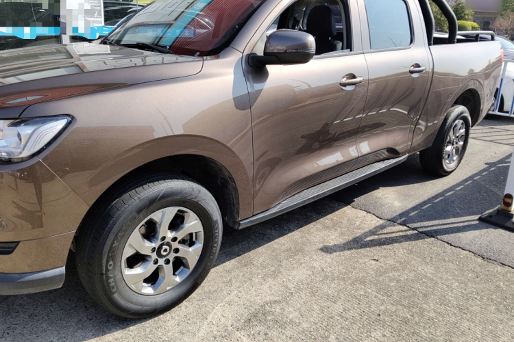 长城 炮 2021款 2.0T商用版自动柴油四驱精英型长箱GW4D20M车身外观6003