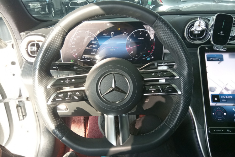 奔驰C级 2023款 C 260 L 运动版中控内饰13