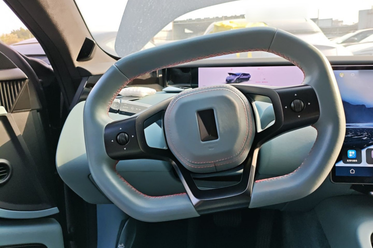 阿维塔12 2024款 700 三激光后驱奢享版局部细节13