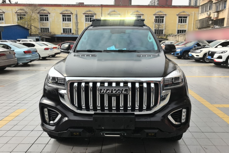 哈弗H9 2022款 2.0T 汽油四驱精英型 5座车身外观2