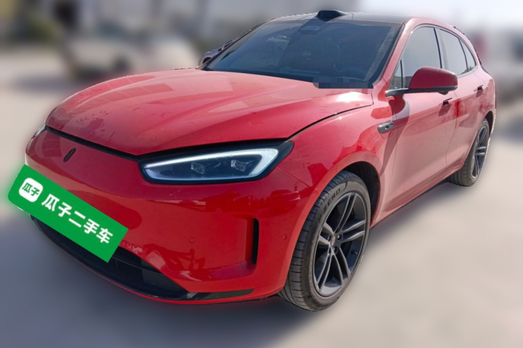 鸿蒙智行 问界M5 2024款 增程 Max RS 四驱高阶智驾版车身外观1