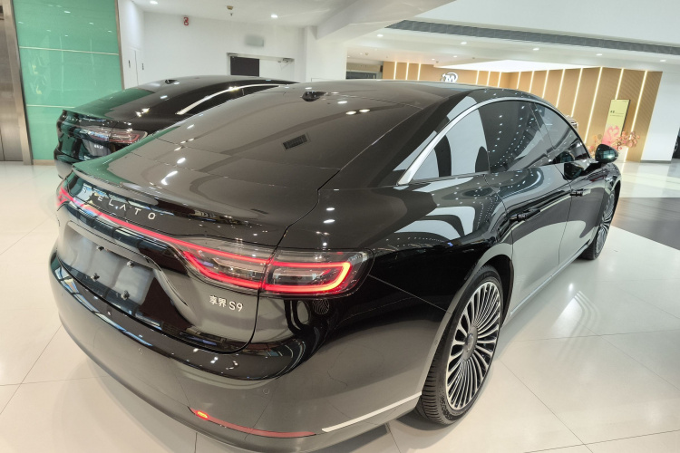 鸿蒙智行 享界S9 2024款 纯电 Ultra 四驱旗舰版车身外观7