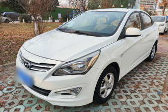 现代 瑞纳 2016款 1.4L 手动智能型GLS