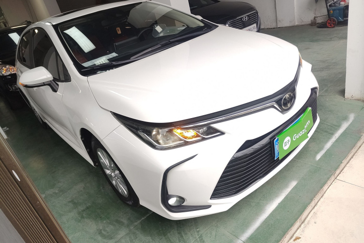 丰田 卡罗拉 2019款 1.2T S-CVT GL-i精英版车身外观6002